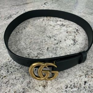 Authentic Gucci black leather belt 32”